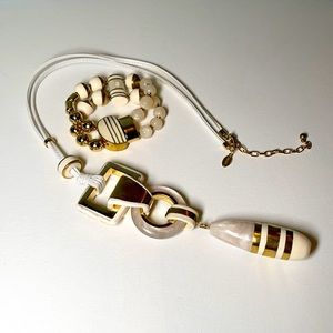 Chico’s white faux leather/marble/gold necklace
